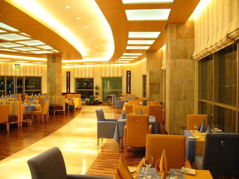 Marina Hotel Kuwait Salmiya Екстер'єр фото