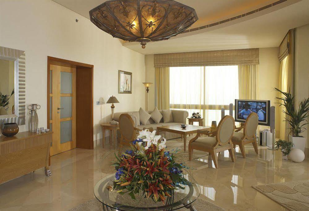 Marina Hotel Kuwait Salmiya Екстер'єр фото