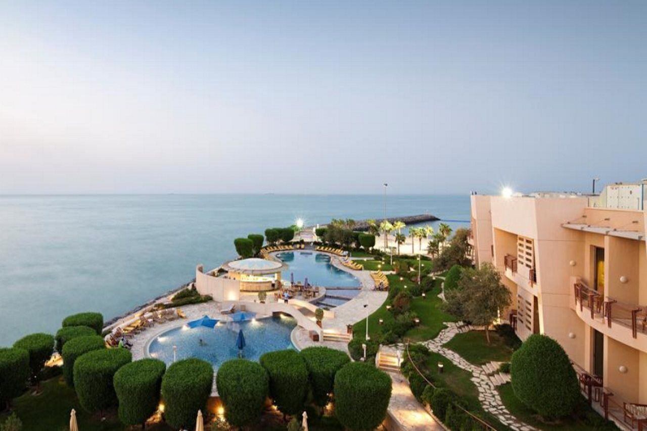 Marina Hotel Kuwait Salmiya Екстер'єр фото